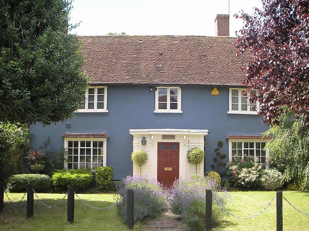 Bonningtons Stansted Self Catering Hotel Stansted Mountfitchet