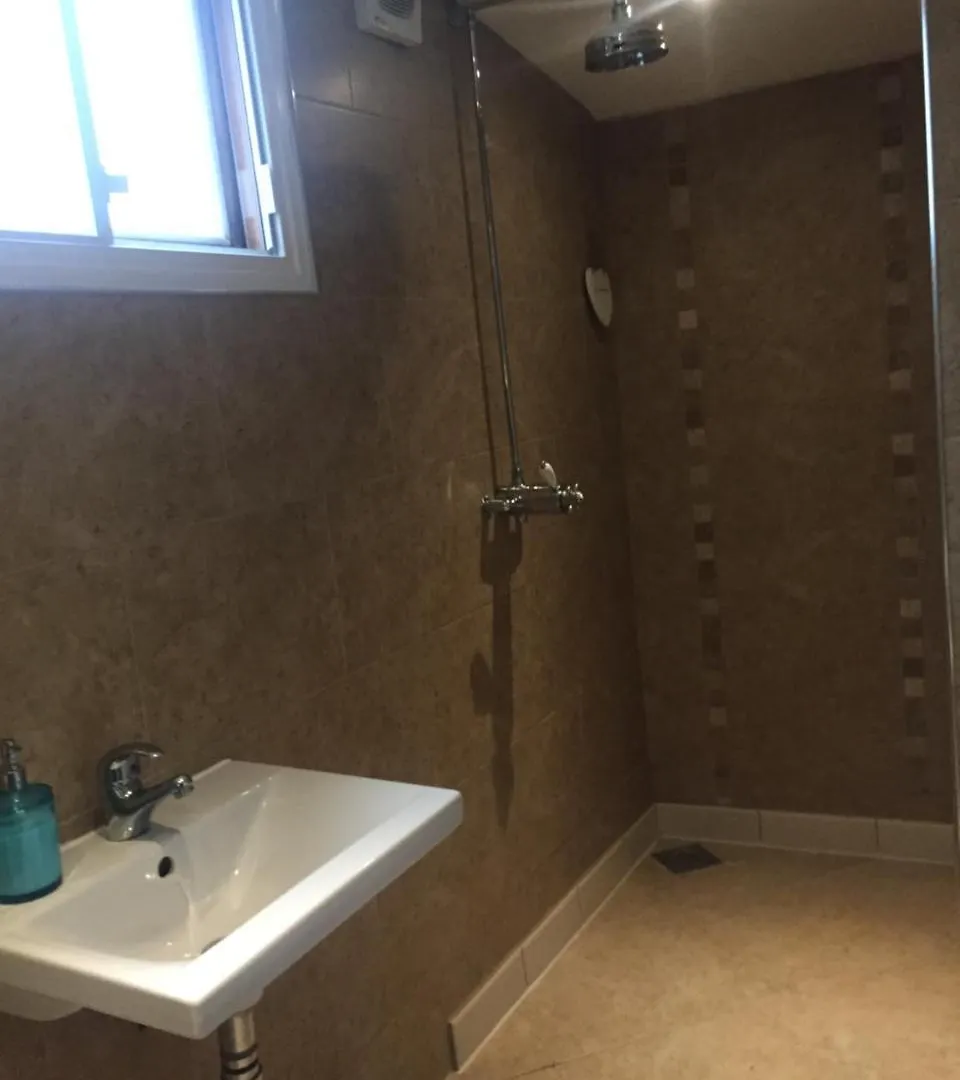 Bonningtons Stansted Self Catering Hotel Stansted Mountfitchet